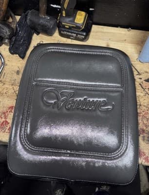 86-93 Yamaha XVZ13 Venture Royale XVZ 1300 backrest top box center pad - Thumbnail 2