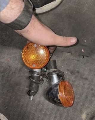 1985 HONDA MAGNA 700 VF700C FRONT LEFT RIGHT TURN SIGNALS LIGHT INDICATORS - Thumbnail 4