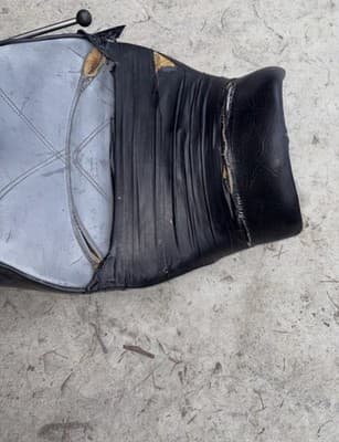 1987 Yamaha Venture Royale Xvz1300d Seat Saddle - Thumbnail 2