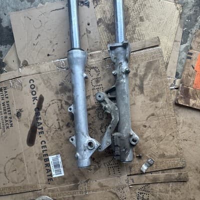 1983-1986 Honda VF1100S Magna V65 Front Forks Suspension Set STRAIGHT - Thumbnail 3
