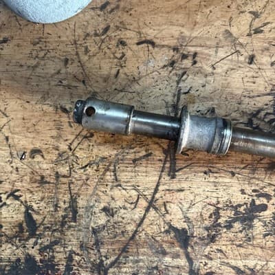 HONDA VF1100 C VF1100C MAGNA REAR WHEEL AXLE 42301-MB4-000 - Thumbnail 6