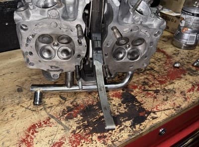 Honda VF700C VF 700C Magna #E106 Front Cylinder Head Assembly - Thumbnail 4