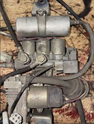 86 Yamaha XVZ 1300 Venture Royal Air Compressor 1986 - Thumbnail 9