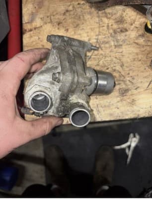 Honda Magna VF700C VF700 VF 700 C Engine Water Coolant Pump - Thumbnail 4