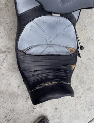 1987 Yamaha Venture Royale Xvz1300d Seat Saddle - Thumbnail 4