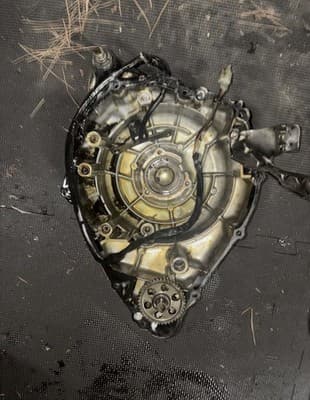 86-93 Yamaha XVZ13 Venture Royale XVZ 1300 stator cover - Thumbnail 2