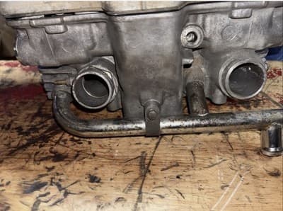 Honda VF700C VF 700C Magna #E106 Front Cylinder Head Assembly - Thumbnail 6