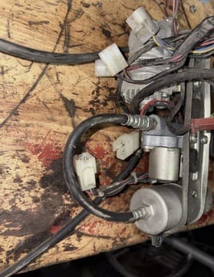 86 Yamaha XVZ 1300 Venture Royal Air Compressor 1986 - Thumbnail 5