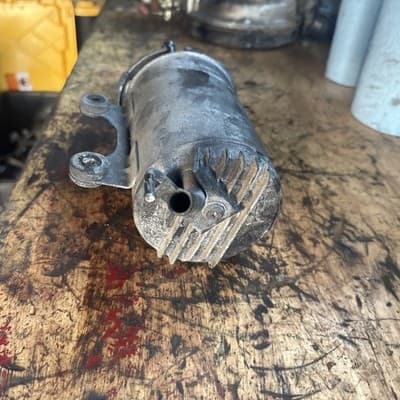 85 Honda VF1100 VF 1100 C V65 Magna Air Evaporative Evap Canister - Thumbnail 5