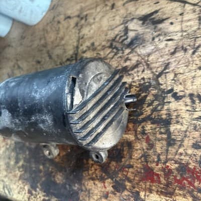 85 Honda VF1100 VF 1100 C V65 Magna Air Evaporative Evap Canister - Thumbnail 3