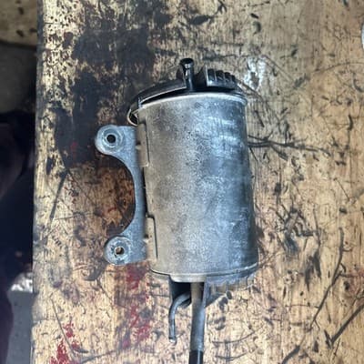 85 Honda VF1100 VF 1100 C V65 Magna Air Evaporative Evap Canister - Thumbnail 4