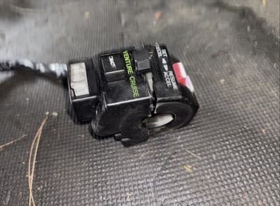 86-93 Yamaha Venture Royale XVZ1300 Right Control Start Stop Switch - Thumbnail 5