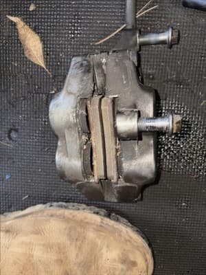 1987 Yamaha Venture XVZ1300 Front Left Brake Caliper 87 XVZ 1300 - Thumbnail 10