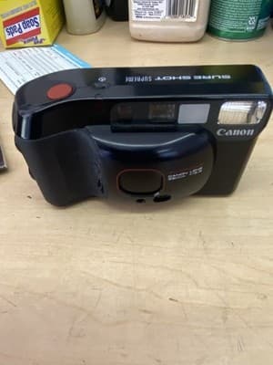 Canon Sure Shot Supreme 35mm Film Camera – Top Shot Quartz Date – Case & Manual - Thumbnail 3