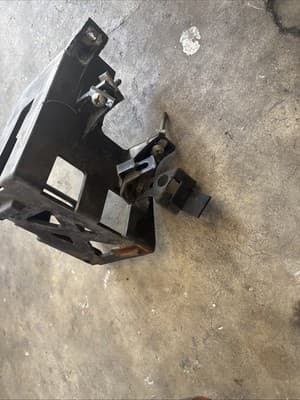 1983 honda v65 magna OEM BATTERY TRAY BOX HOLDER - Thumbnail 7