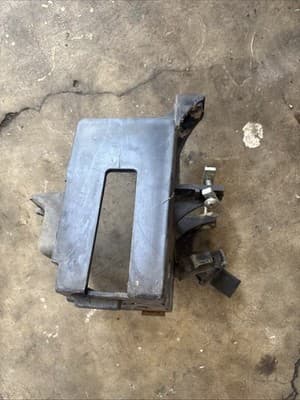 1983 honda v65 magna OEM BATTERY TRAY BOX HOLDER - Thumbnail 4