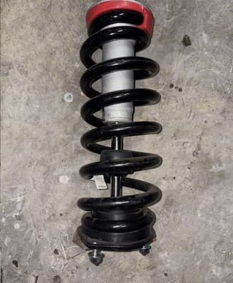 Rancho RS999943 QuickLIFT Suspension Strut and Coil Spring - Thumbnail 2