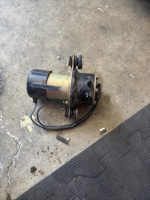 1983-86 Honda V65 Magna VF1100 Fuel Petrol Pump OEM - Thumbnail 6