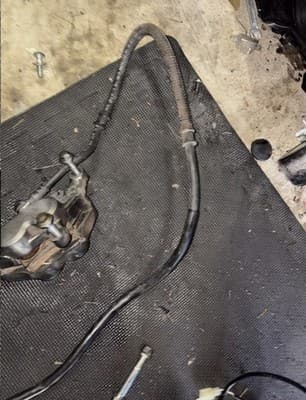 1987 Yamaha Venture XVZ1300 Front Right Brake Caliper 87 XVZ 1300 - Thumbnail 11