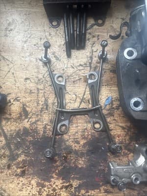 83-86 Honda VF1100S Sabre Magna V65 1100 Rear Cylinder Head Cams Valves - Thumbnail 2