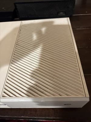 Microsoft Xbox One 500GB Console & Power Supply - White - Model 1540 - TESTED - Thumbnail 3
