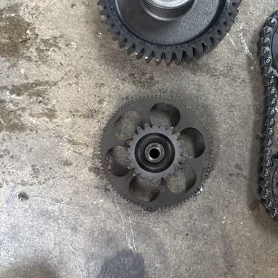 1983 HONDA V65 MAGNA VF1100C oil pump gear and chain With Shims And Primary gear - Thumbnail 3