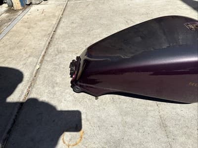 83 Honda VF1100 VF 1100 C V65 Magna Gas Fuel Petrol Tank - Thumbnail 8