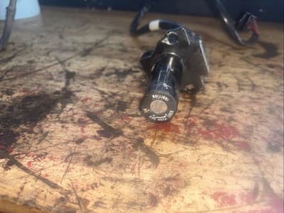 83-86 Honda V65 Magna VF1100 Ignition Switch Without with Key - Thumbnail 3