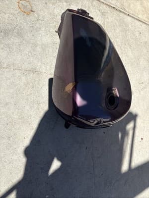 83 Honda VF1100 VF 1100 C V65 Magna Gas Fuel Petrol Tank - Thumbnail 6