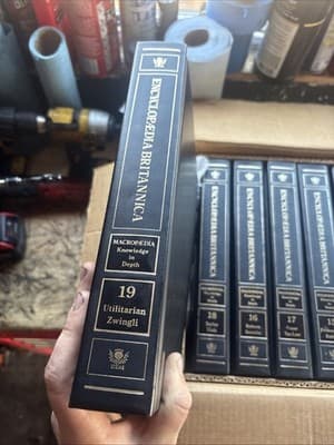 Britannica Macropaedia Knowledge in Depth Volume 10-19 Accounting Hardcover - Thumbnail 6