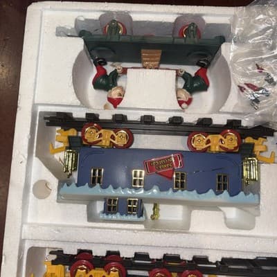 Carol Express Christmas Train Set ABC Item 39192 Musical Battery Operated Toy - Thumbnail 4
