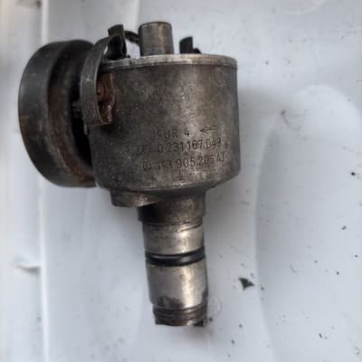 VW Ignition Distributor BOSCH JFUR4 0 231 167 049 - Thumbnail 2