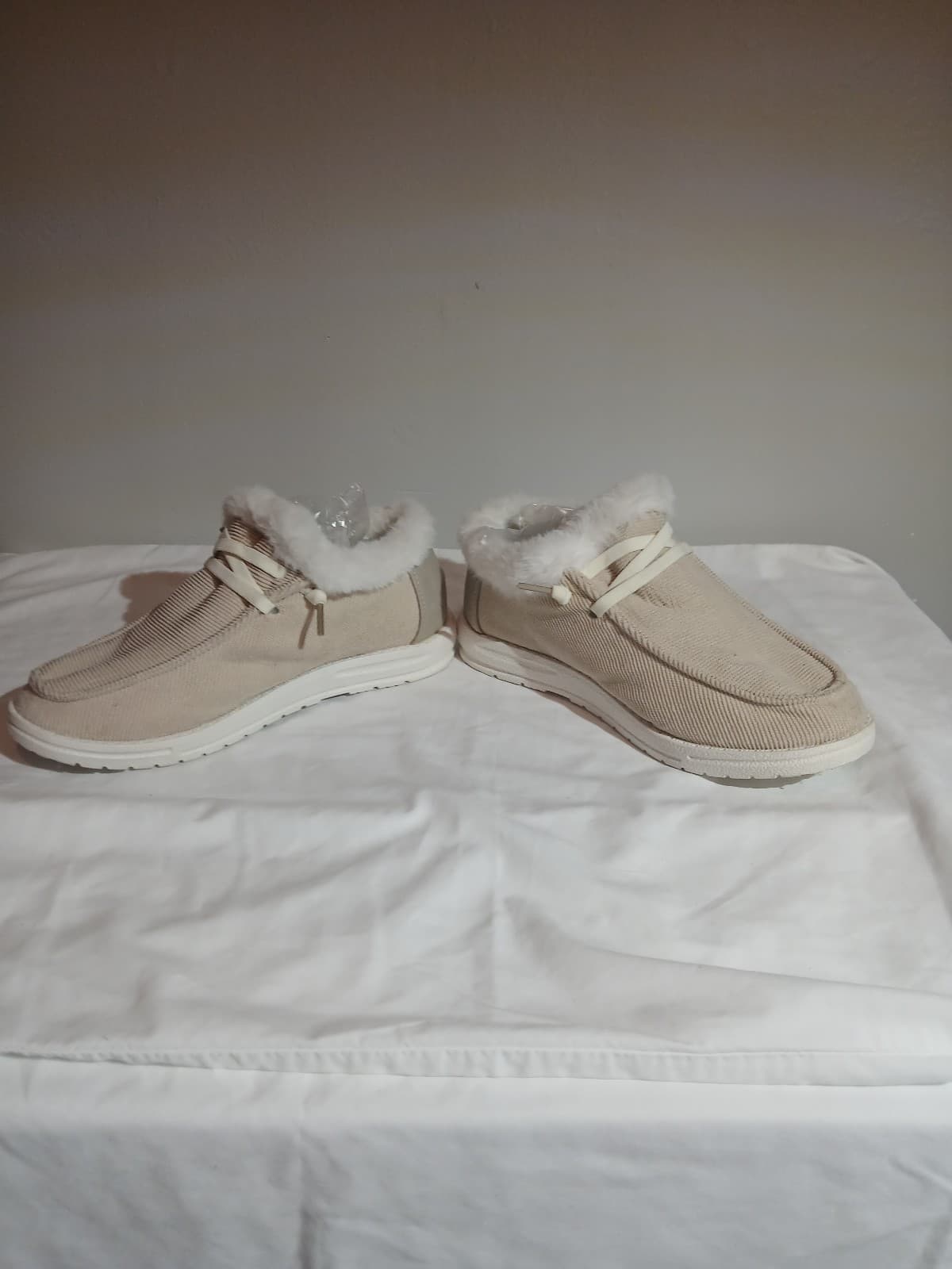 Slippers - Thumbnail 2
