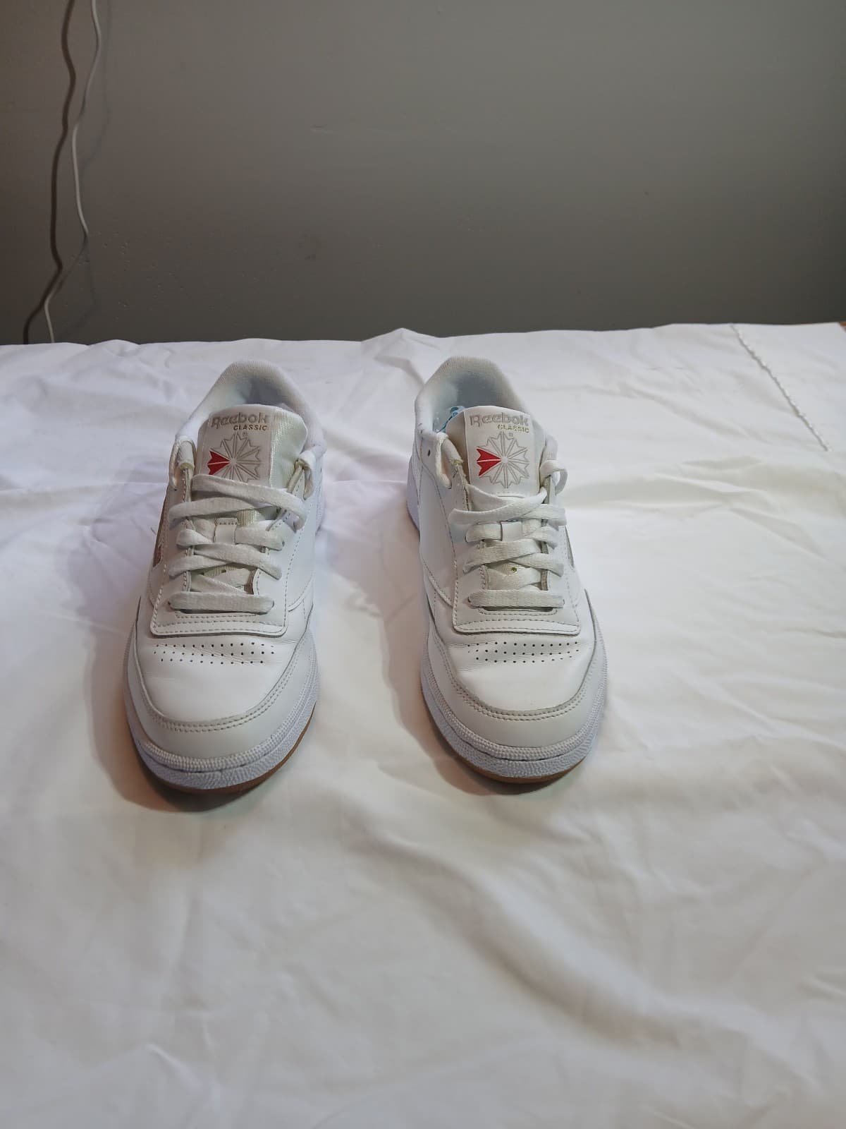 Reebok Classic Men's White Low Top Lace-Up Athletic Sneaker Solid Rubber Sole - Thumbnail 4
