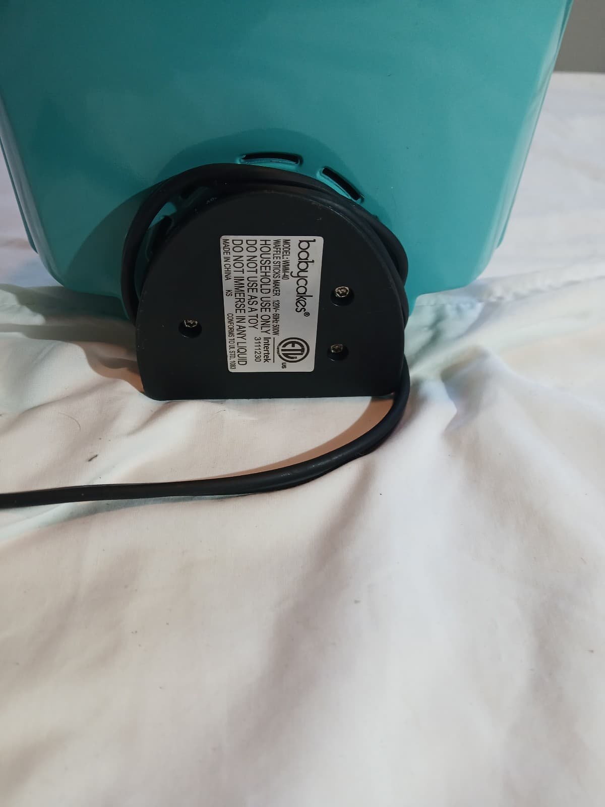 Babycakes MW-30 Mini Waffle Maker Blue 550W 120V Non-Stick Indicator Light - Thumbnail 3