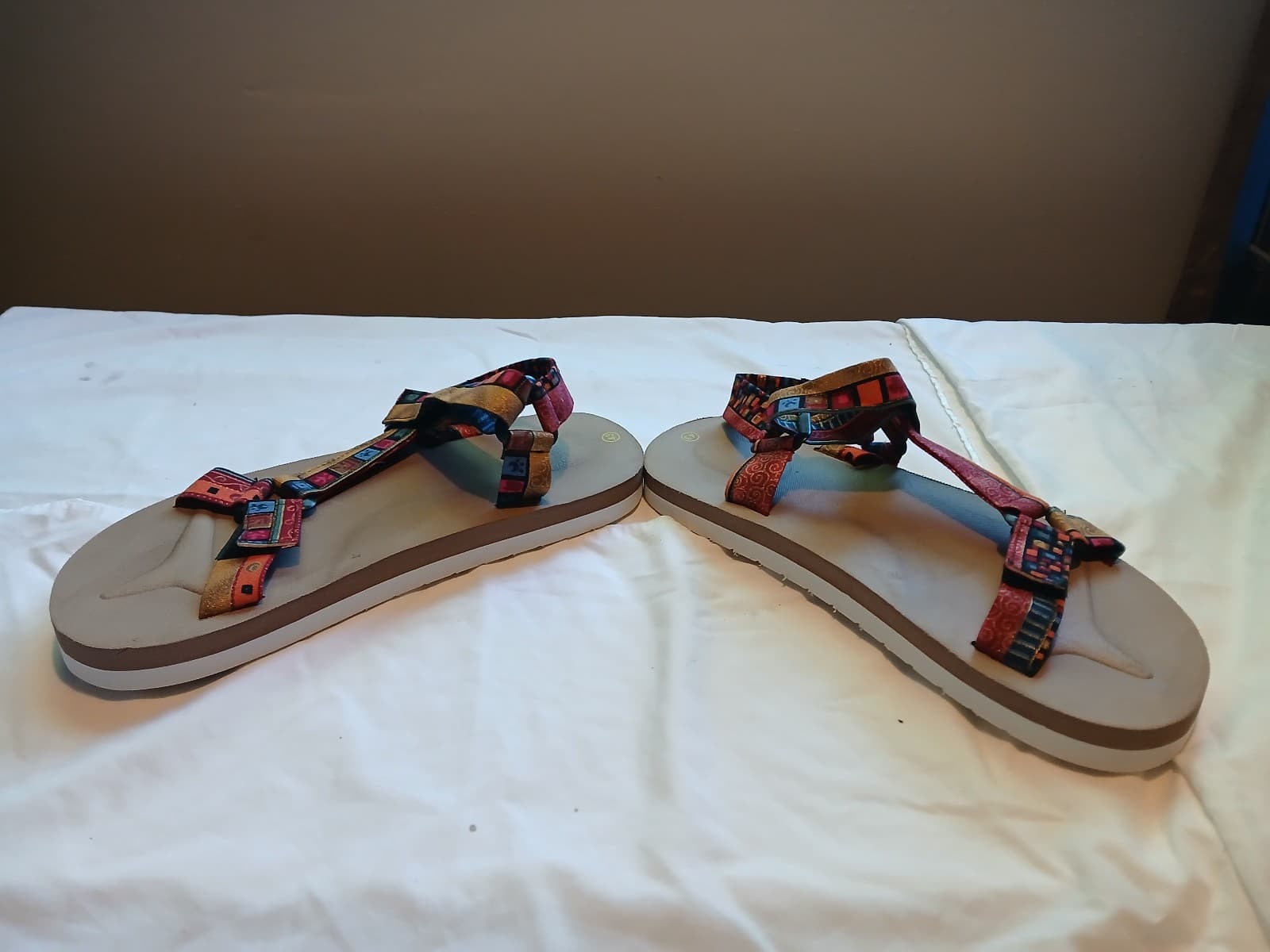 Women’s Multicolor Beige Geometric Strappy Ankle Strap Sandals Plastic US 12 - Thumbnail 2
