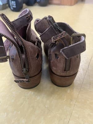 Miss Macie Strappy Ankle Leather Boots Size 11 Zip In Back - Thumbnail 6