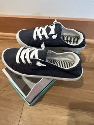 Soda Women Shoes Navy Sneakers Linen Lace Up Loafers Size 5.5 NIB - Thumbnail 3