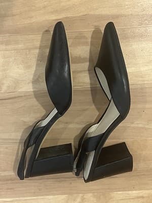 Marc Fisher Women’s Sling back Black Leather Pumps Size 10 - Thumbnail 2