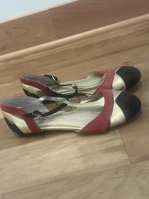 Anthropologie seychelles Flats 8 Red And Black Suede Excellent Condition - Thumbnail 2