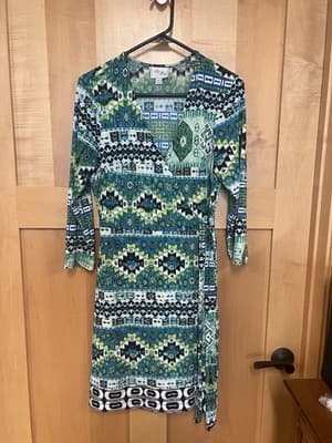 Beige By ECI brand Dress - Size 8 3/4 sleeve & A-line Aztec Blue Green