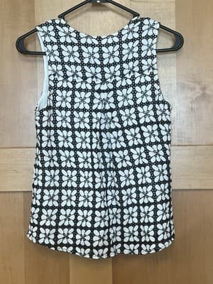 Maeve Anthropologie Coralie Black & White Floral Eyelet Lace Wrap Blouse Size 4 - Thumbnail 3