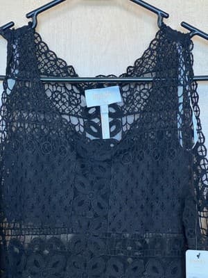 Laundry Women's Lace Black Tank Top Size Medium NWT - Thumbnail 2