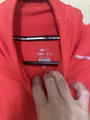 NEW NIKE RUNNING Women's Red Cowl Neck Top Sz XL - Thumbnail 3