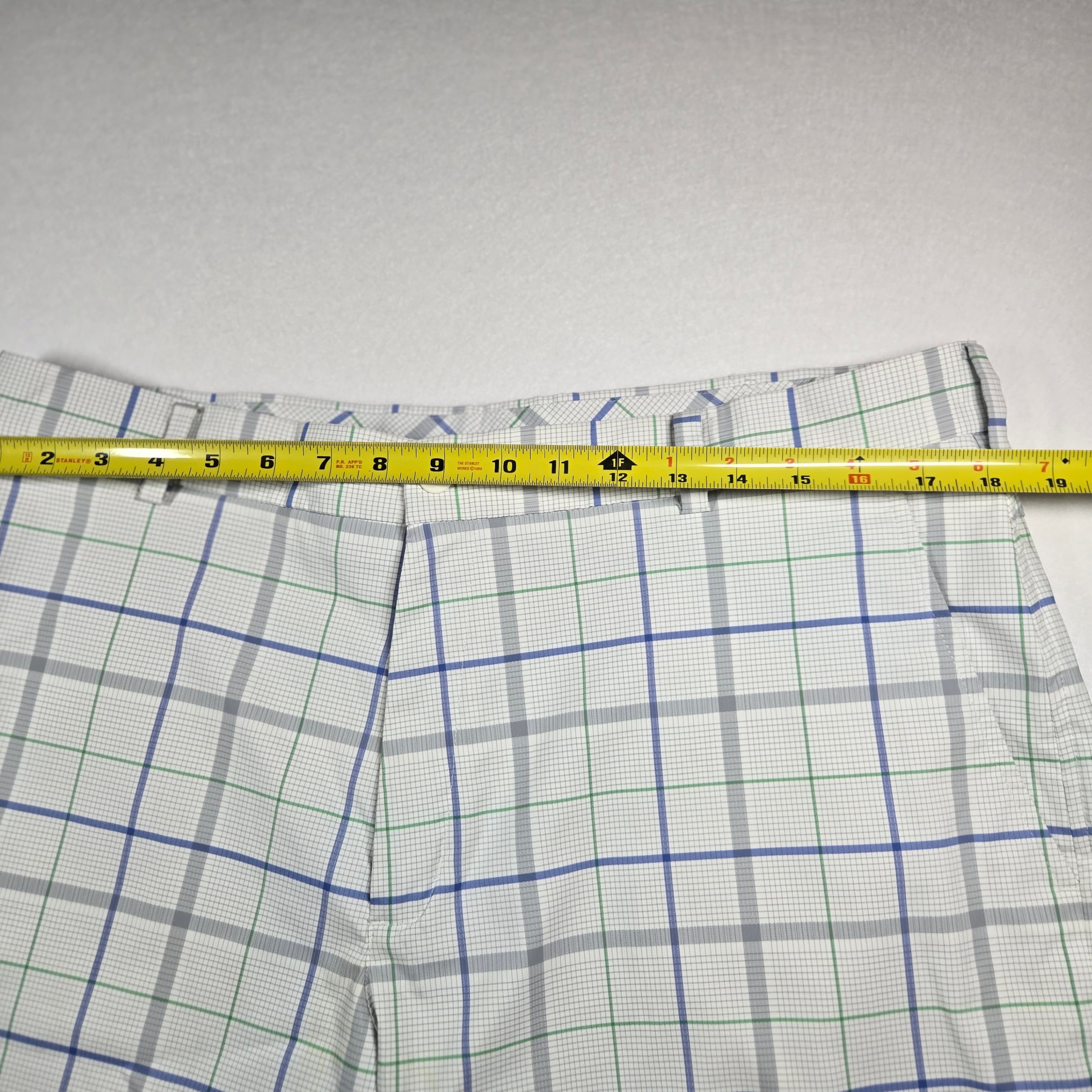 Nike Golf Plaid Men's Shorts - Thumbnail 2