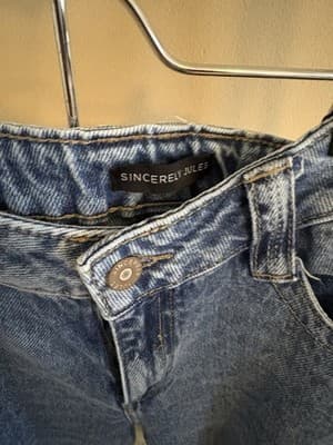 Sincerely Jules Distressed Women’s Straight Leg Blue Jeans Size 7/28 - Thumbnail 2