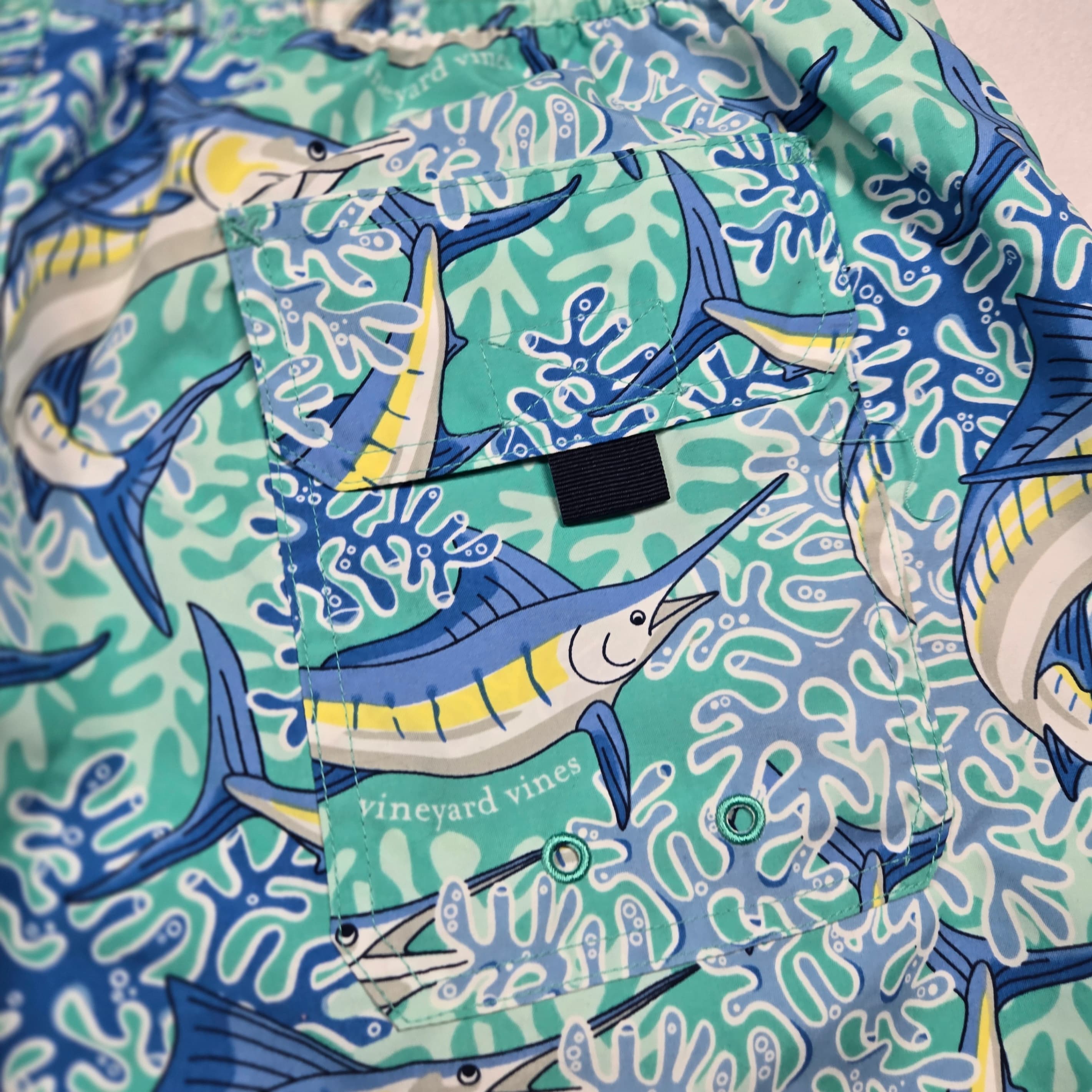 Vineyard Vines Marlin Print Swim Trunks Size L - Thumbnail 5