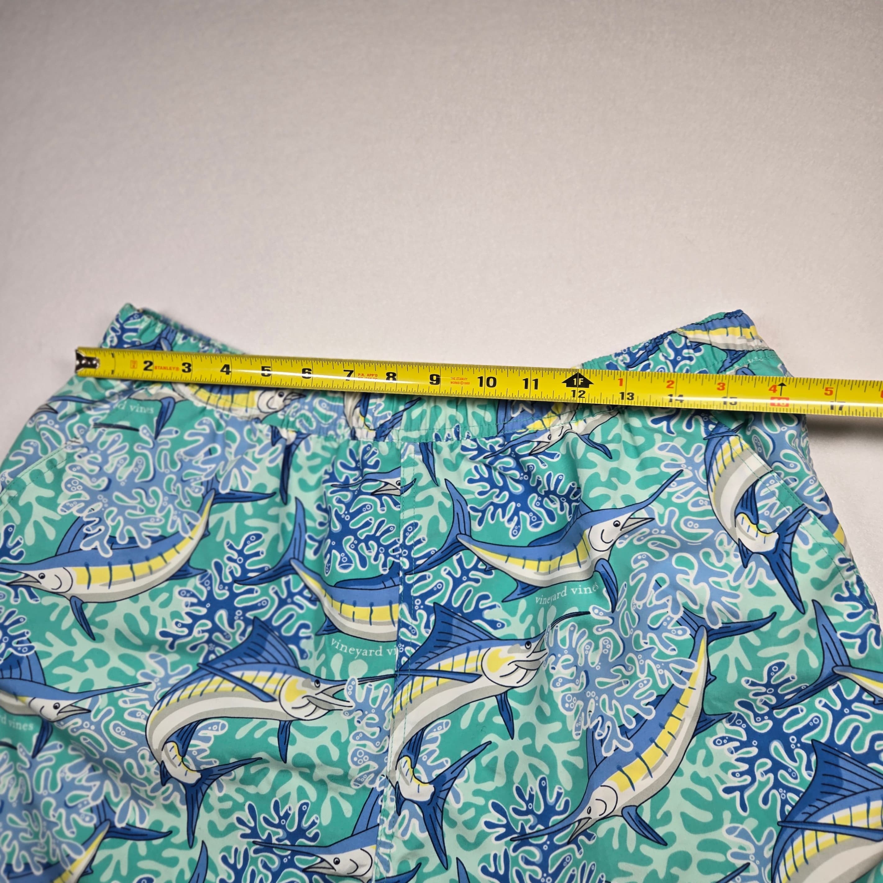 Vineyard Vines Marlin Print Swim Trunks Size L - Thumbnail 4