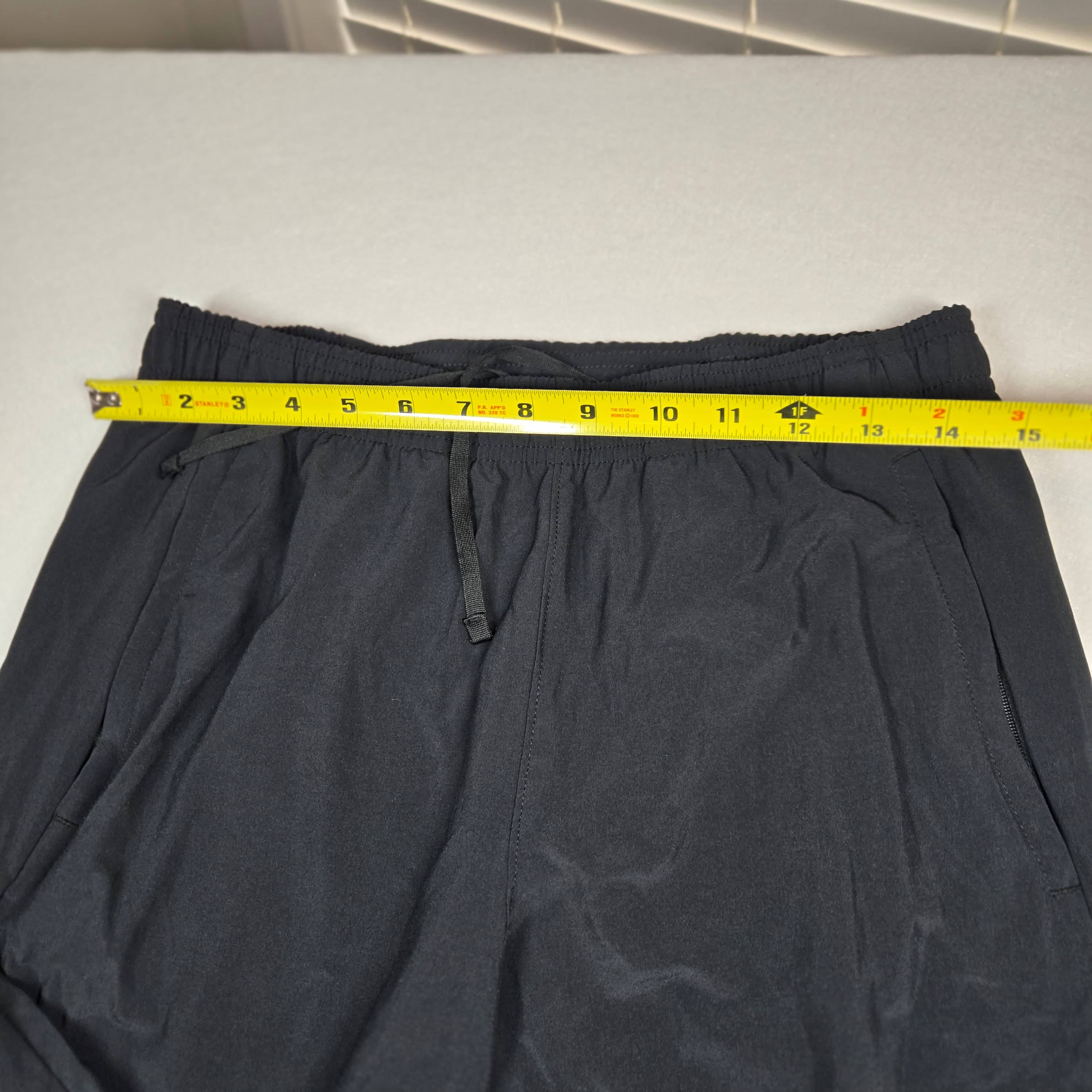Nike Men's Black Jogger Pants with Elastic Waist Size Small NWT - Thumbnail 2