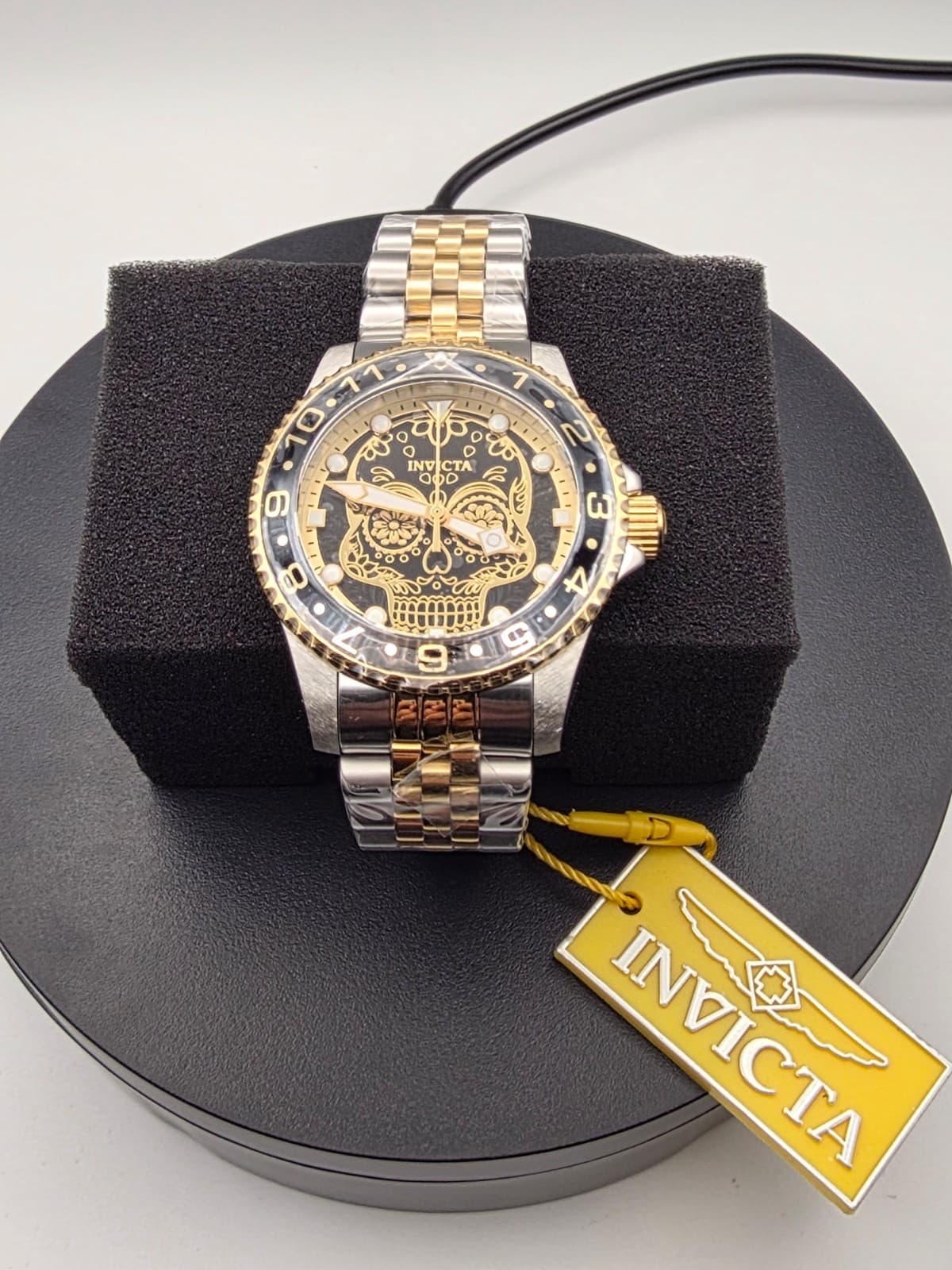 Invicta Men's Skull 36861 Pro Diver Dia De Los Muertos 40 MM Wrist Watch NIB ⌚️